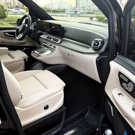 160 Мікроавтобус Mercedes Benz V class 2025 рік - авто на весілля у Києві - портфоліо 4