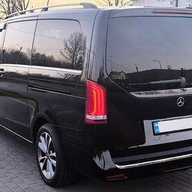 397 Мікроавтобус Mercedes-Benz V-class 2022 рік - авто на весілля у Києві - портфоліо 4