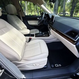 404 Позашляховик на весілля Audi Q5 чорний - авто на весілля у Києві - портфоліо 4