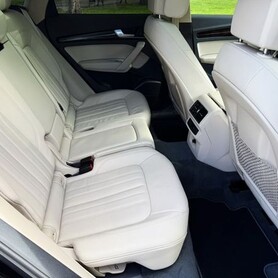 404 Позашляховик на весілля Audi Q5 чорний - авто на весілля у Києві - портфоліо 6