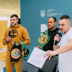 Євгеній  Чулінін - ведучий у Києві - фото 4