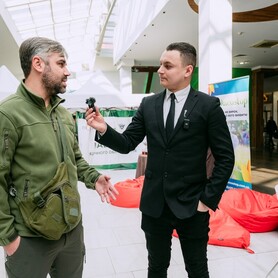 Євгеній  Чулінін - ведучий у Києві - портфоліо 3