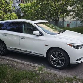 405 Позашляховик на весілля Infiniti GX60 біла - авто на весілля у Києві - портфоліо 2
