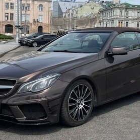 407 Кабріолет Mercedes E350 BLUETEC - авто на весілля у Києві - портфоліо 5