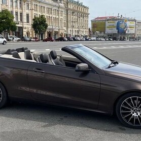 407 Кабріолет Mercedes E350 BLUETEC - авто на весілля у Києві - портфоліо 1