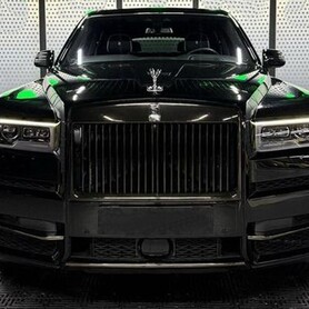 408 Прокат Rolls-Royce Cullinan на весілля - авто на весілля у Києві - портфоліо 2