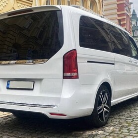 411 Мікроавтобус на весілля Mercedes-Benz V class - авто на весілля у Києві - портфоліо 2