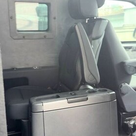 412 Броньований Volkswagen Transporter T6 B6 - авто на весілля у Києві - портфоліо 4