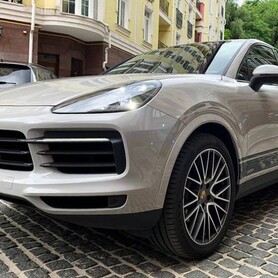 417 Оренда Porsche Cayenne Coupe - авто на весілля у Києві - портфоліо 5