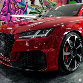 419 Audi TT RS червона для фотосесії зйомки оренда - авто на весілля у Києві - портфоліо 3