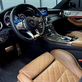 428 Прокат Mercedes-Benz C63s без водія в Києві - авто на весілля у Києві - портфоліо 5
