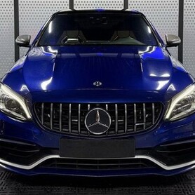428 Прокат Mercedes-Benz C63s без водія в Києві - авто на весілля у Києві - портфоліо 2