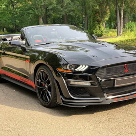 427 Кабріолет Ford Mustang GT 5.0 чорний - авто на весілля у Києві - портфоліо 3