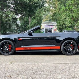 427 Кабріолет Ford Mustang GT 5.0 чорний - авто на весілля у Києві - портфоліо 6