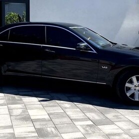 128 Броньований Mercedes-Benz W221 S600 GUARD B7 - авто на весілля у Києві - портфоліо 3