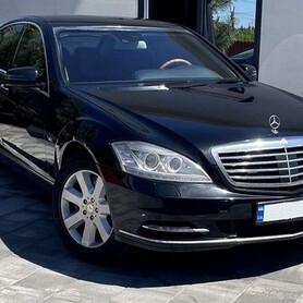 128 Броньований Mercedes-Benz W221 S600 GUARD B7 - авто на весілля у Києві - портфоліо 1