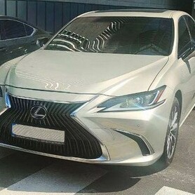 430 Авто на весілля Lexus ES 300h золотий - авто на весілля у Києві - портфоліо 1