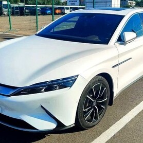 431 BYD HAN оренда авто на весілля - авто на весілля у Києві - портфоліо 1