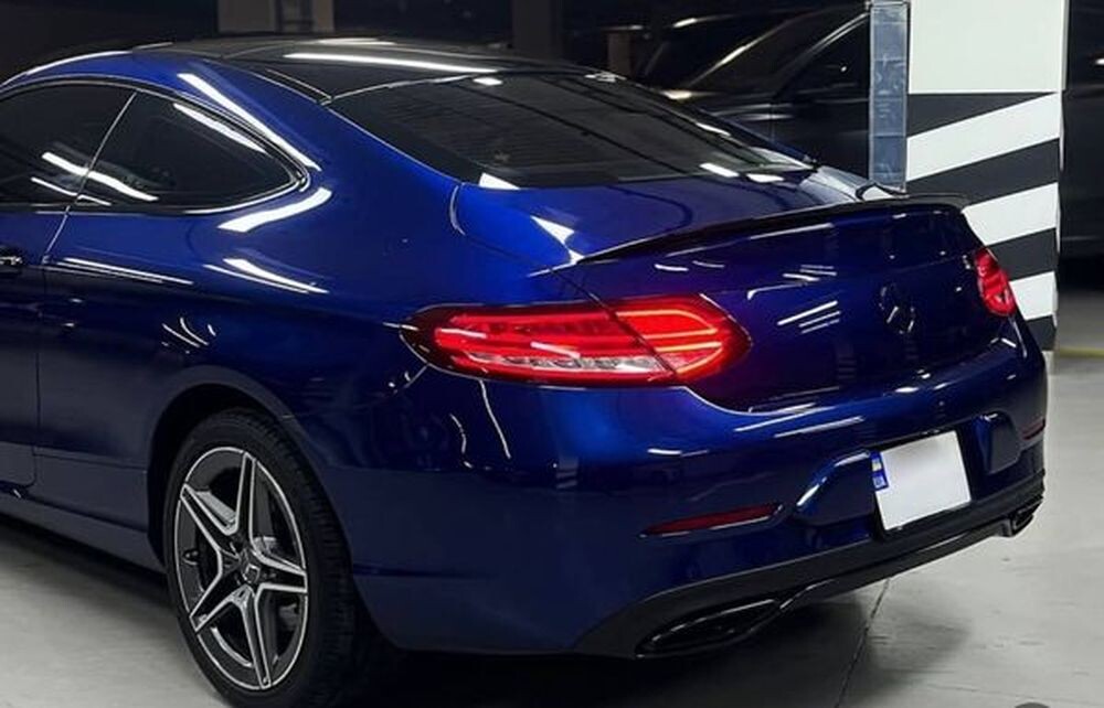 433 Авто без водія Mercedes-Benz С300 синій 
