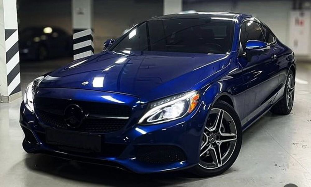 433 Авто без водія Mercedes-Benz С300 синій 