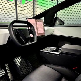 351 Tesla Cybertruck чорний прокат - авто на весілля у Києві - портфоліо 5