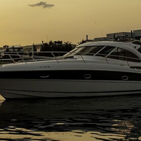 Прокат оренда катера яхти Bavaria 37 Sport HT VIP - авто на весілля у Києві - портфоліо 5