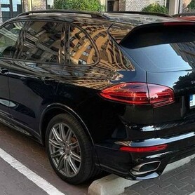 259 Оренда Porsche Cayenne чорний - авто на весілля у Києві - портфоліо 2