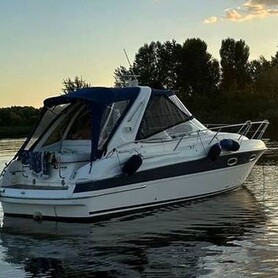 VIP яхти Bavaria 27 у Києві - авто на весілля у Києві - портфоліо 2