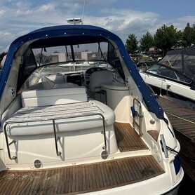 VIP яхти Bavaria 27 у Києві - авто на весілля у Києві - портфоліо 3