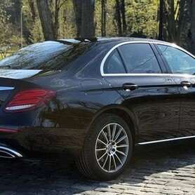 108 Mercedes-Benz W213 E-class NEW - авто на весілля у Києві - портфоліо 3