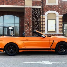 398 Кабріолет Ford Mustang GT помаранчовий - авто на весілля у Києві - портфоліо 4