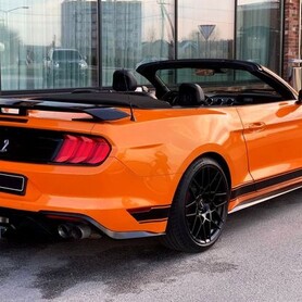 398 Кабріолет Ford Mustang GT помаранчовий - авто на весілля у Києві - портфоліо 6