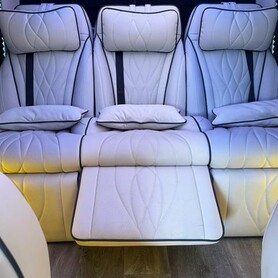 106 Mercedes-Benz Sprinter Vip класу для трансфера - авто на весілля у Києві - портфоліо 6