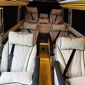 106 Mercedes-Benz Sprinter Vip класу для трансфера - авто на весілля у Києві - портфоліо 4