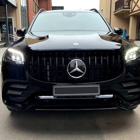 258 Mercedes-Benz GLS 63 AMG - авто на весілля у Києві - портфоліо 3