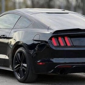 393 Прокат Ford Mustang GT чорний - авто на весілля у Києві - портфоліо 3