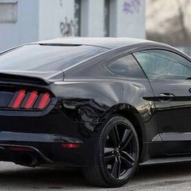 393 Прокат Ford Mustang GT чорний - авто на весілля у Києві - портфоліо 4
