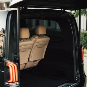 438 Mercedes-Benz V class NEW з Києва - авто на весілля у Києві - портфоліо 1