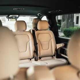438 Mercedes-Benz V class NEW з Києва - авто на весілля у Києві - портфоліо 4