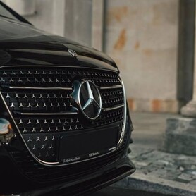 438 Mercedes-Benz V class NEW з Києва - авто на весілля у Києві - портфоліо 5