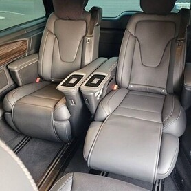 444 Оренда Mercedes-Benz V-Class з водієм - авто на весілля у Києві - портфоліо 6