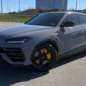 066 Оренда Lamborghini Urus у Києві – з водієм - авто на весілля у Києві - портфоліо 2