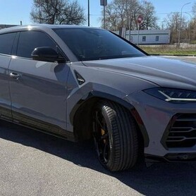 066 Оренда Lamborghini Urus у Києві – з водієм - авто на весілля у Києві - портфоліо 1