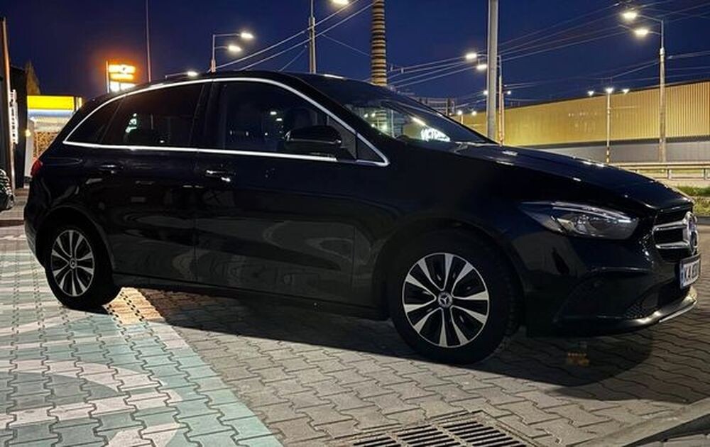 447 Mercedes-Benz B-class W247 на весілля  