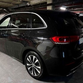 447 Mercedes-Benz B-class W247 на весілля - авто на весілля у Києві - портфоліо 4