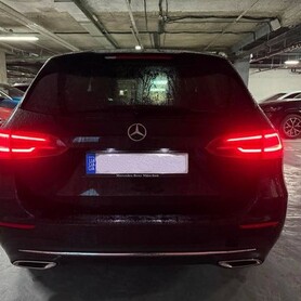 447 Mercedes-Benz B-class W247 на весілля - авто на весілля у Києві - портфоліо 5
