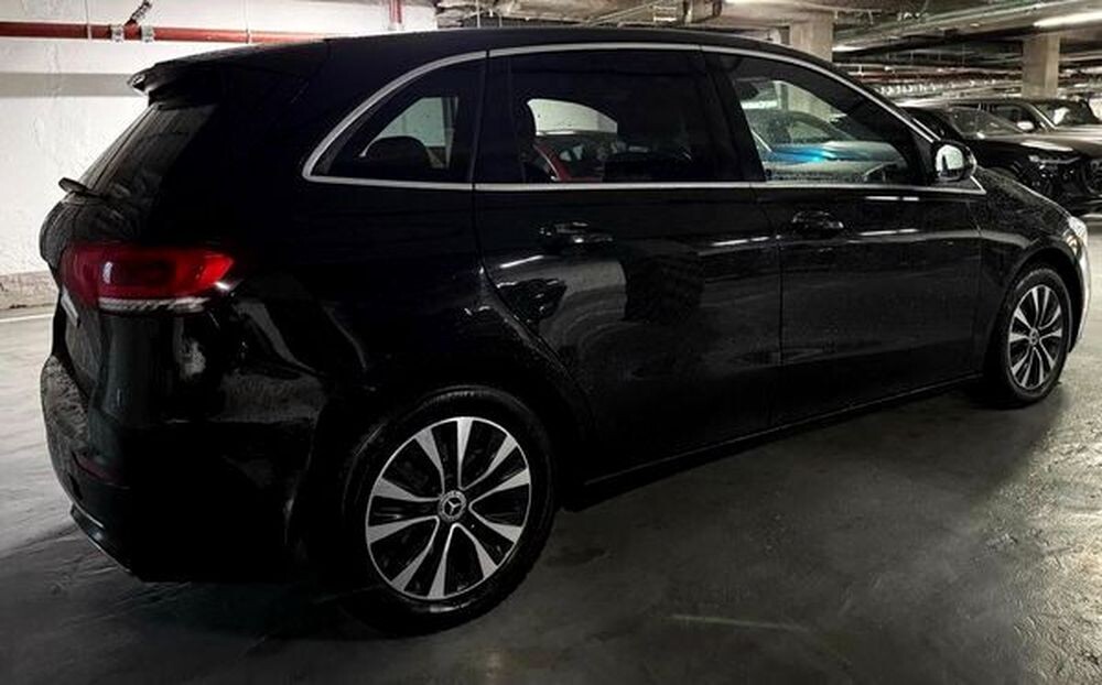 447 Mercedes-Benz B-class W247 на весілля  