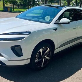 034 BYD ID електро позашляховик білий на весілля - авто на весілля у Києві - портфоліо 2