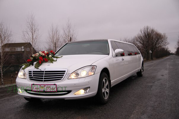 лімузин Мерседес S класу W221 