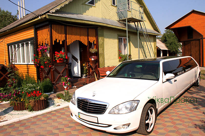 лімузин Мерседес S класу W221 